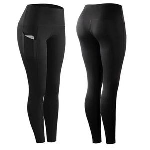 Athletic sports leggings with pocket